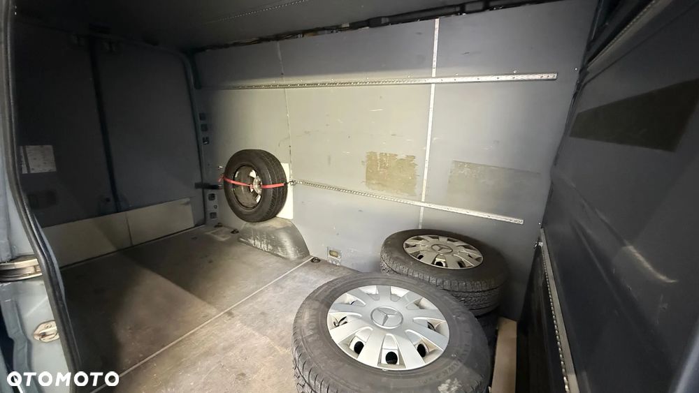 Mercedes-Benz Sprinter - 8