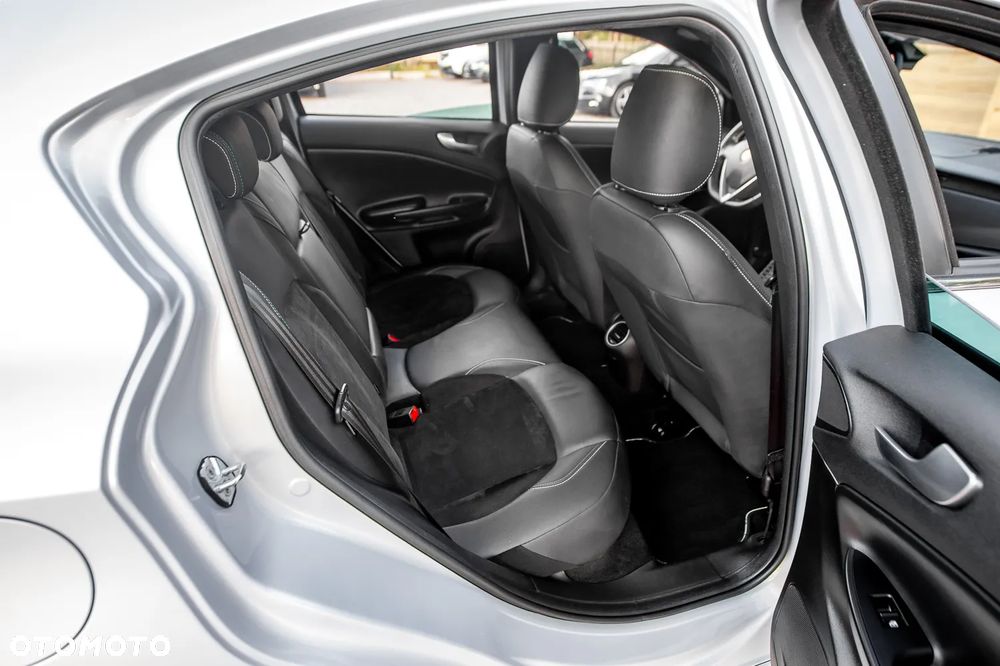 Alfa Romeo Giulietta 1.4 TB MultiAir Exclusive - 17