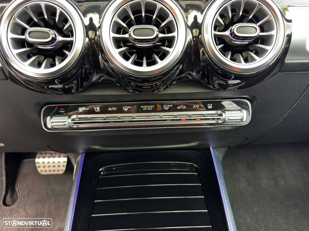 Mercedes-Benz EQB 250+ AMG Line - 38