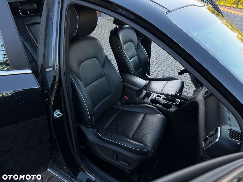 Kia Sportage 2,0 CRDI AWD GT Line - 19
