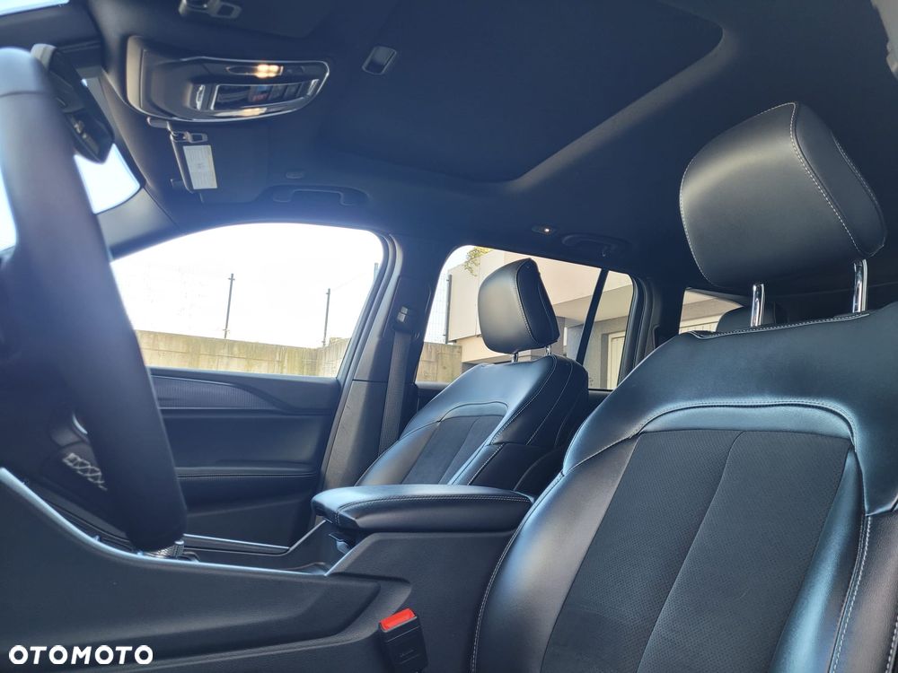 Jeep Grand Cherokee - 15