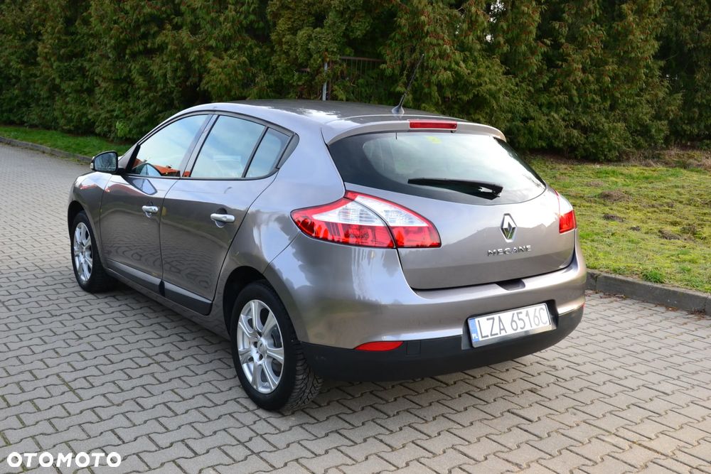 Renault Megane 1.6 16V Dynamique - 3