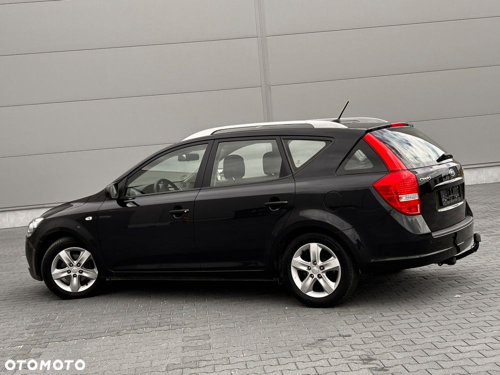 Kia Ceed 1.6 CRDi 115 Spirit - 16
