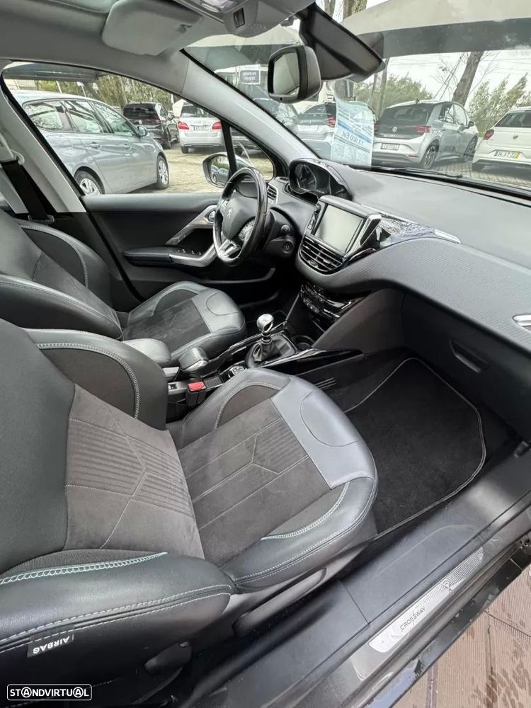 Peugeot 2008 1.2 PureTech Crossway - 19