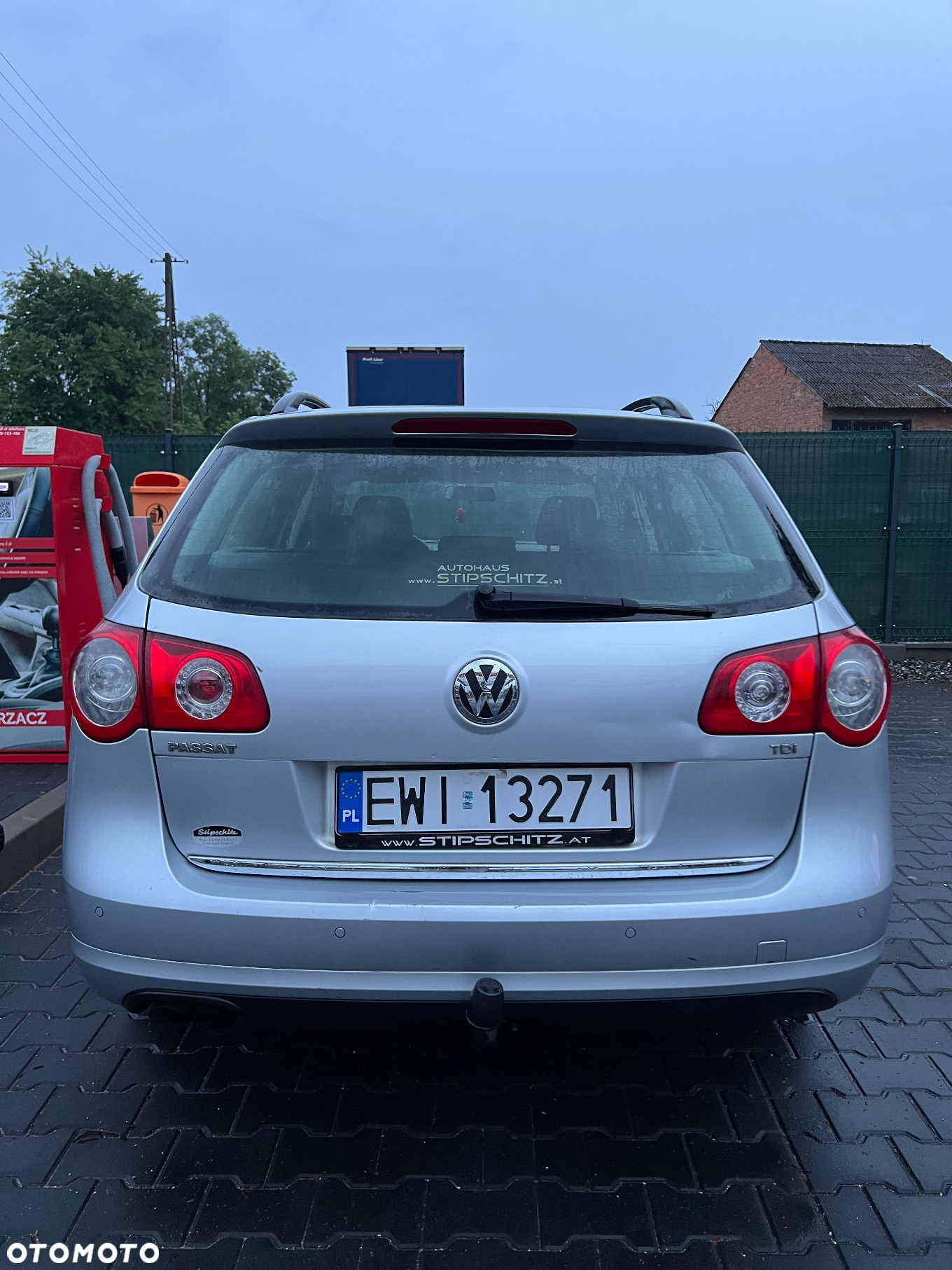 Volkswagen Passat 2.0 TDI Comfortline R-Style - 4