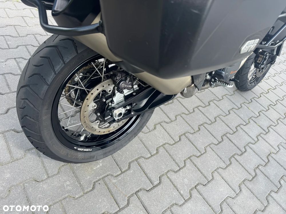 KTM Adventure - 19