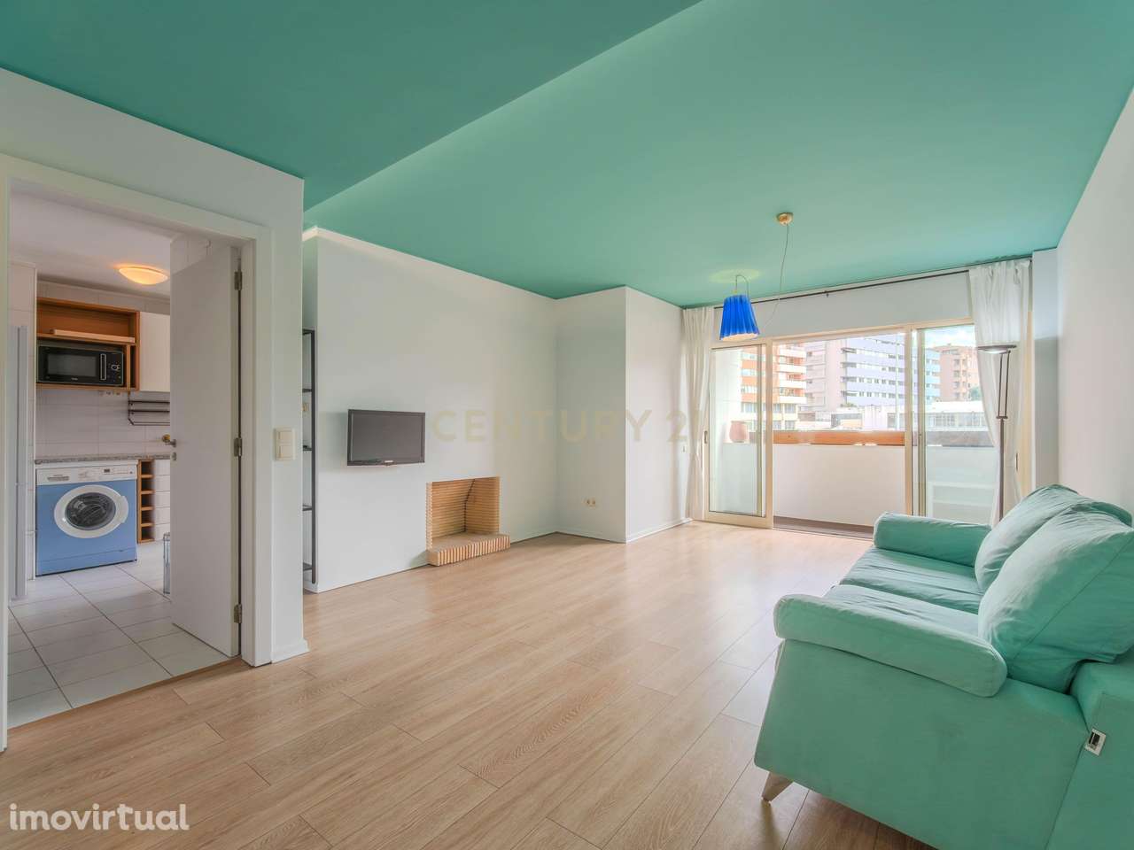 Arrendamento Apartamento T1 com Lugar Garagem a escassos metros da Ave - Grande imagem: 3/32