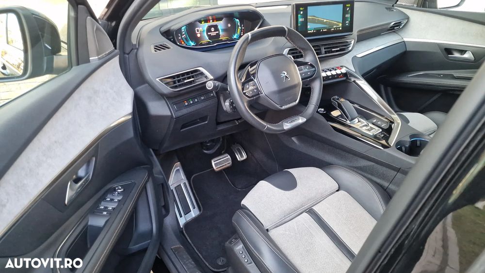 Peugeot 3008 PHEV 300 EAT8 4X4 GT - 18
