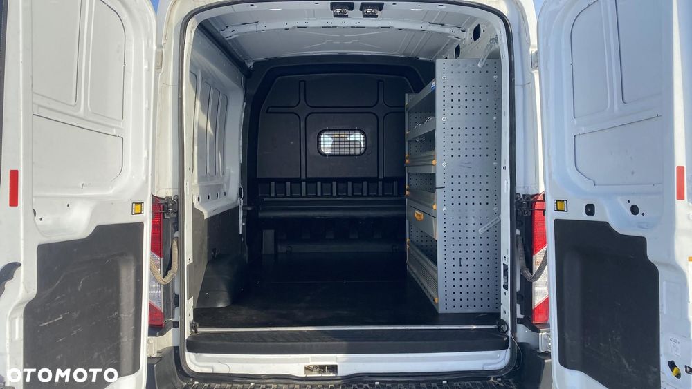 Ford Transit - 12
