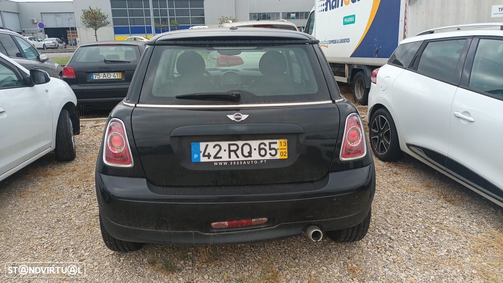 MINI 3 Portas One D - 3