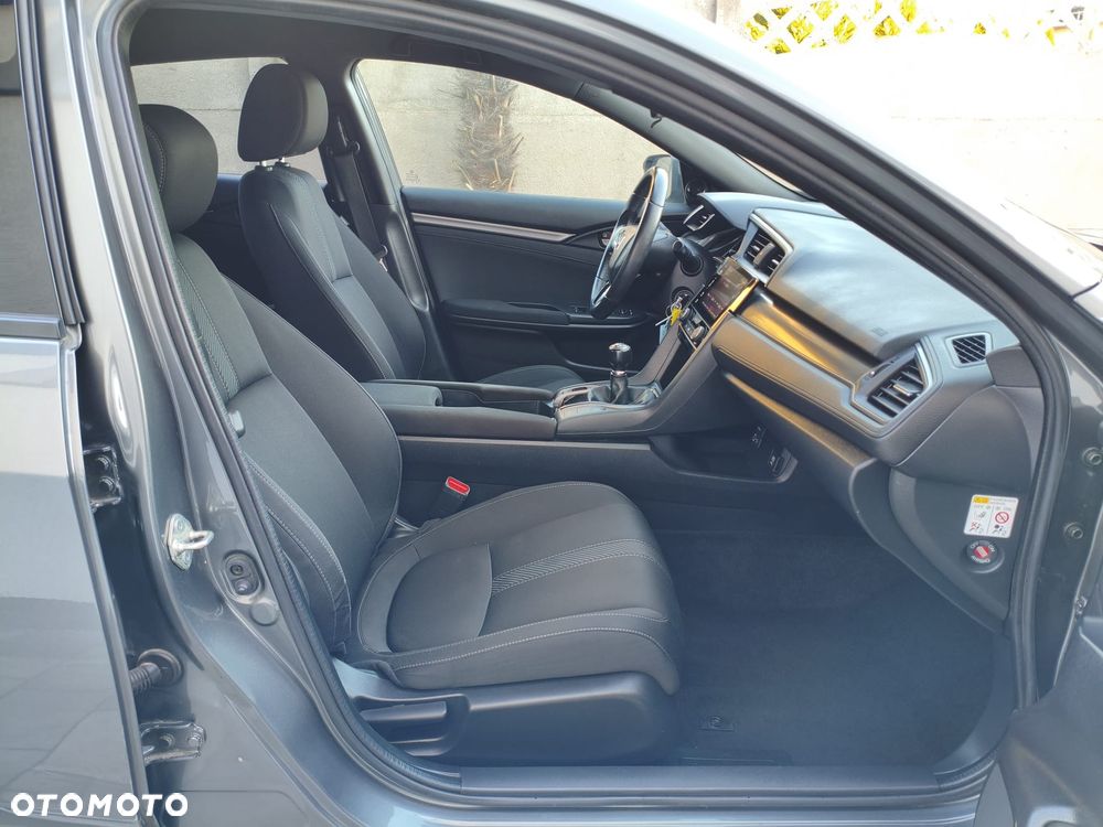 Honda Civic 1.0 i-VTEC Turbo Executive Premium - 17