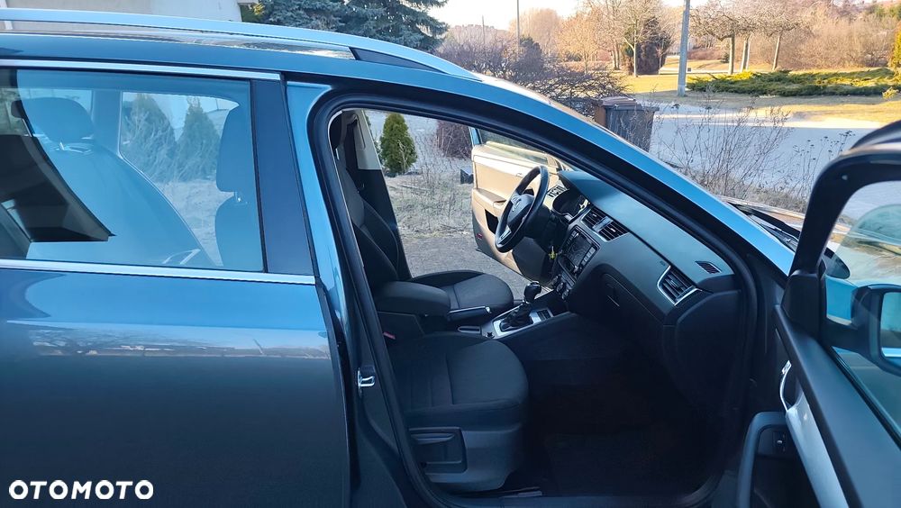 Skoda Octavia 2.0 TDI DSG Ambition - 34