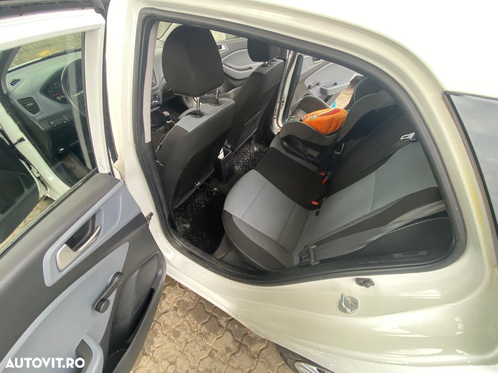 Hyundai i20 1.25 84CP M/T Comfort - 7