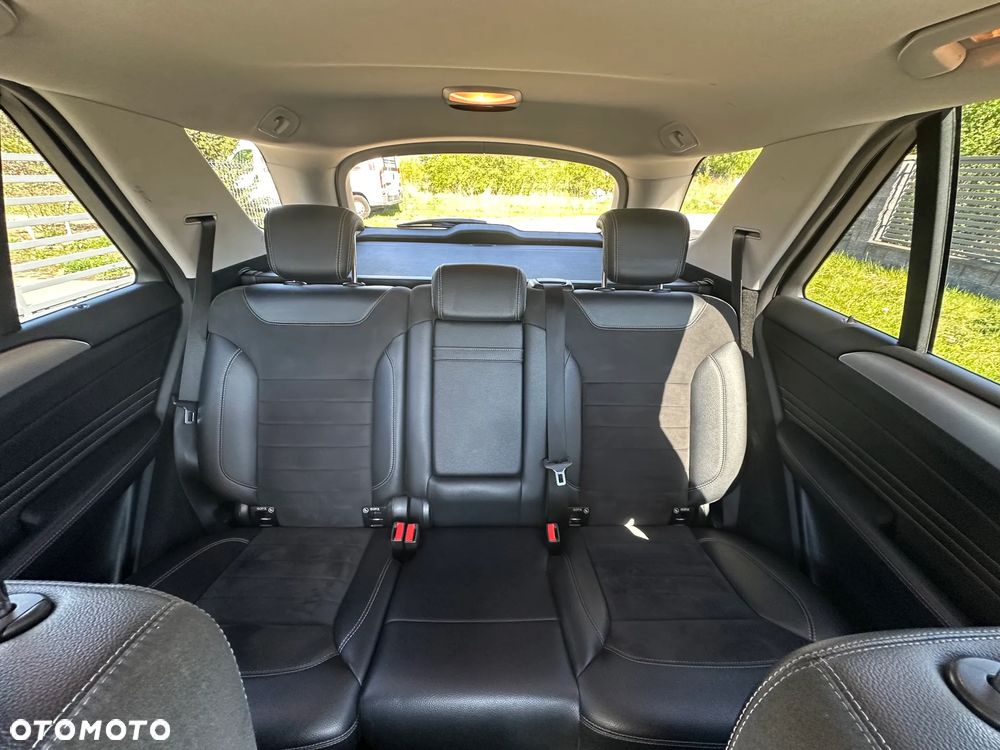 Mercedes-Benz ML 350 BlueTEC 4-Matic - 21