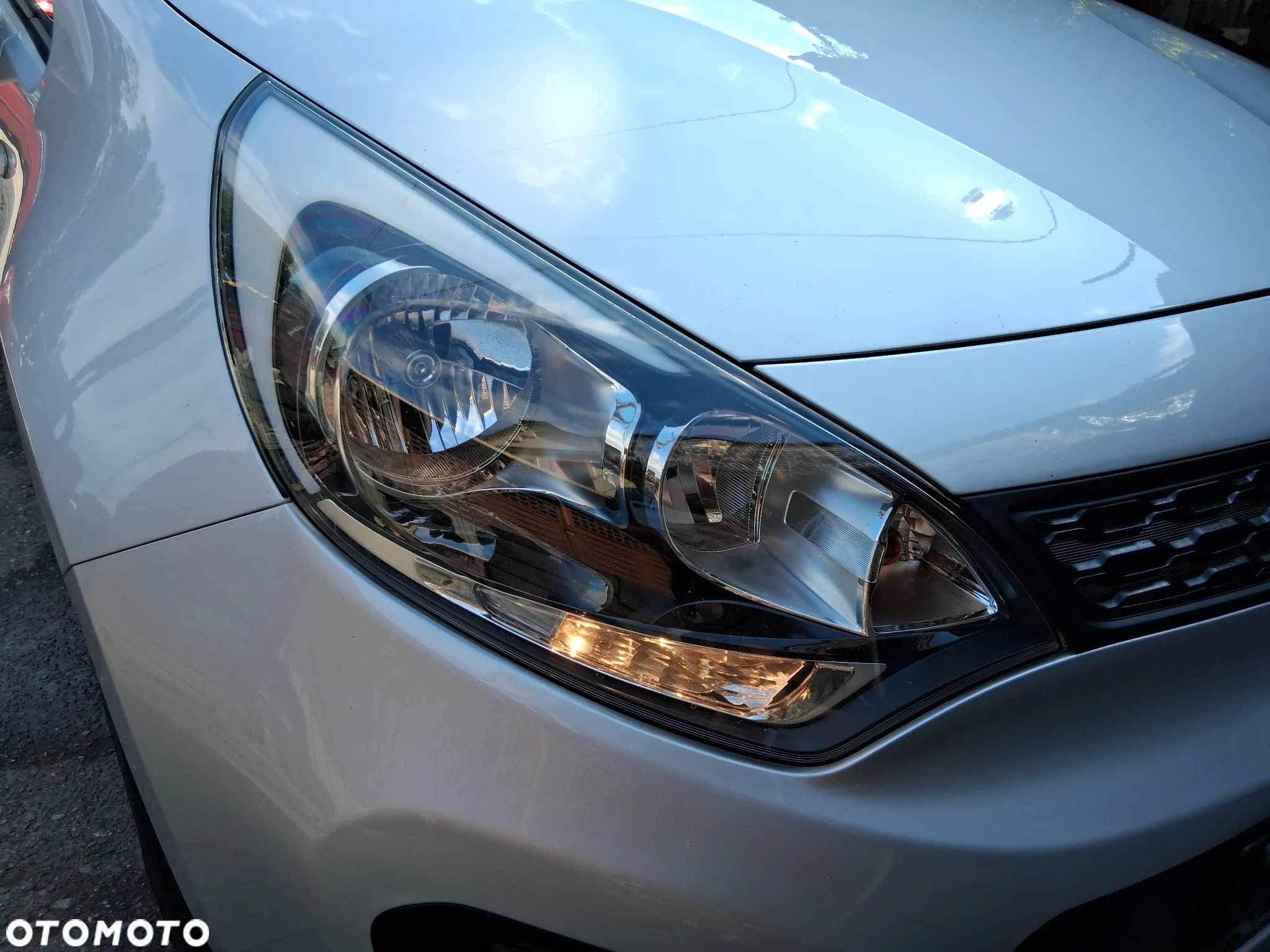 Kia Rio - 22