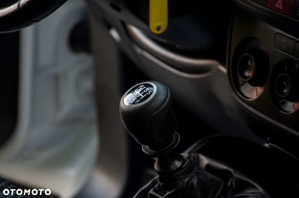 Opel Combo - 25