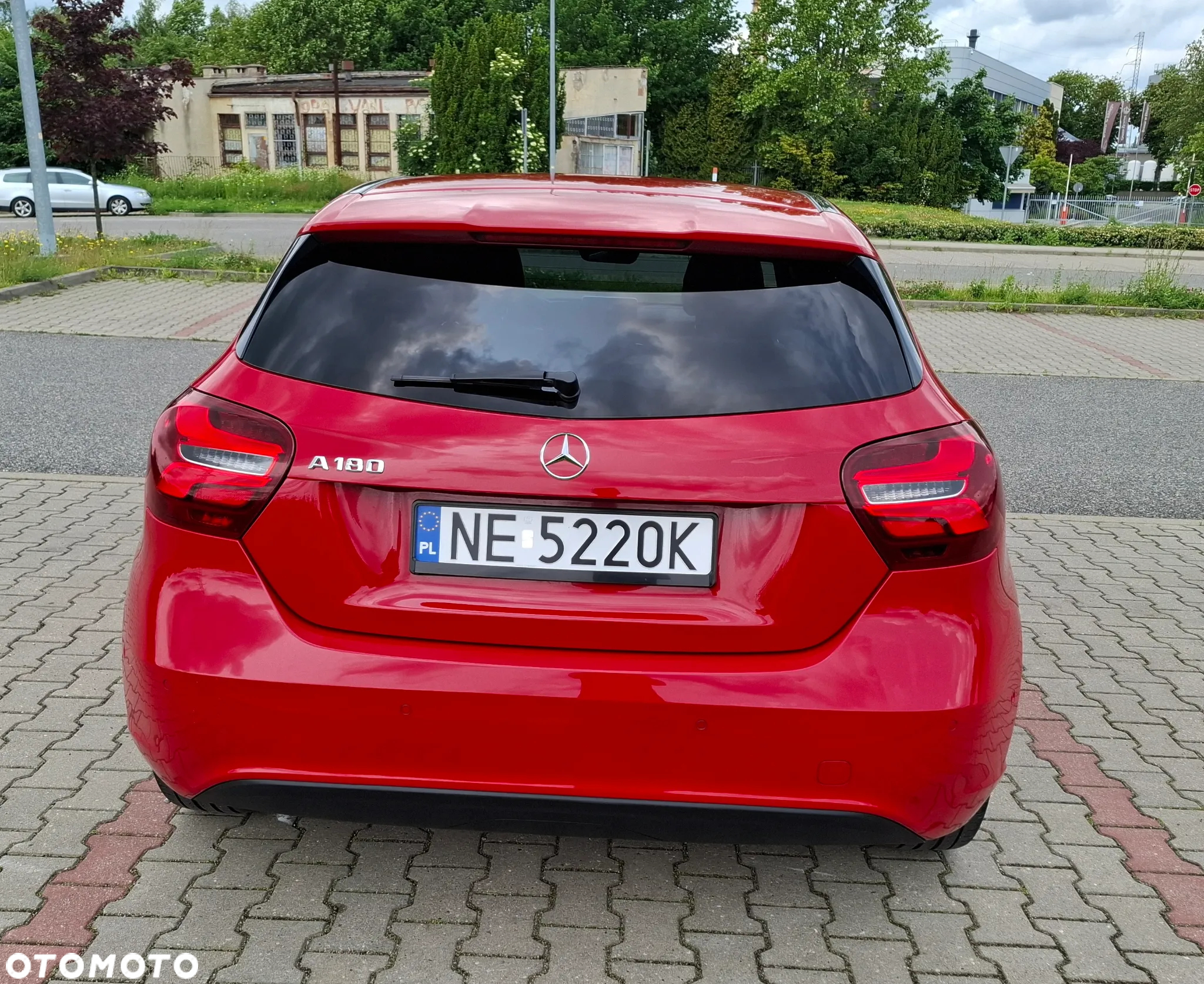 Mercedes-Benz Klasa A 180 7G-DCT - 31