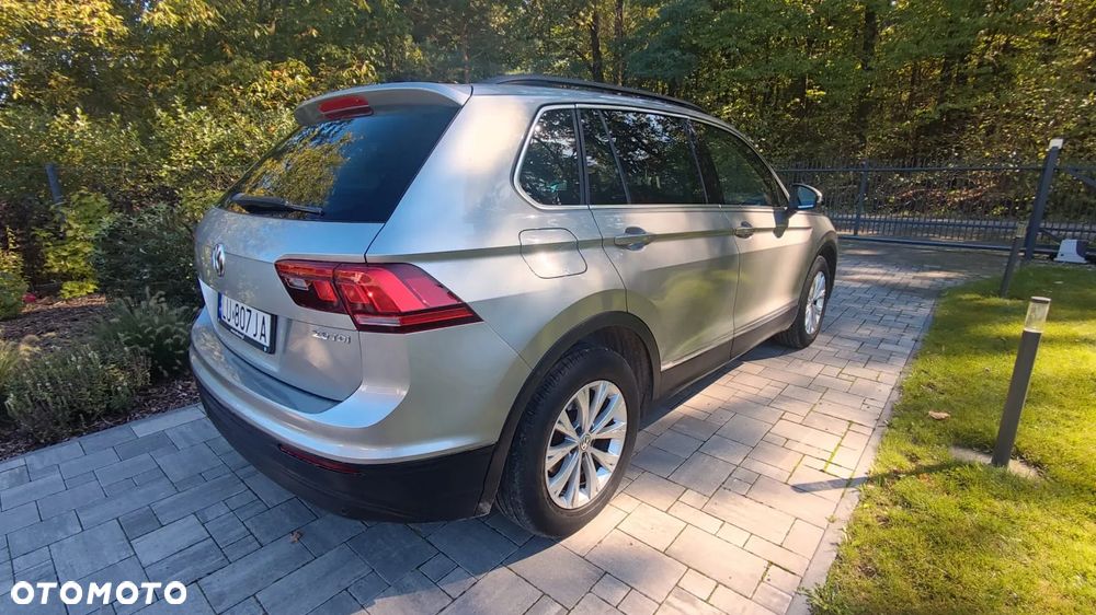 Volkswagen Tiguan - 14