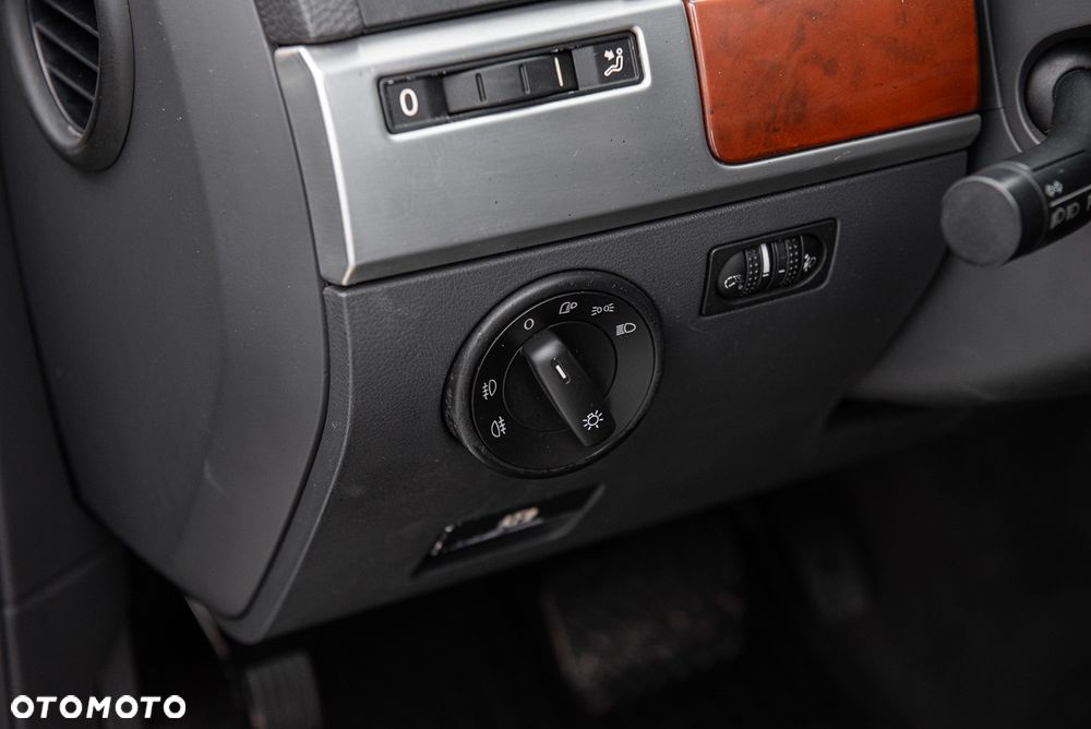 Volkswagen Touareg 3.2 V6 Automatik - 18