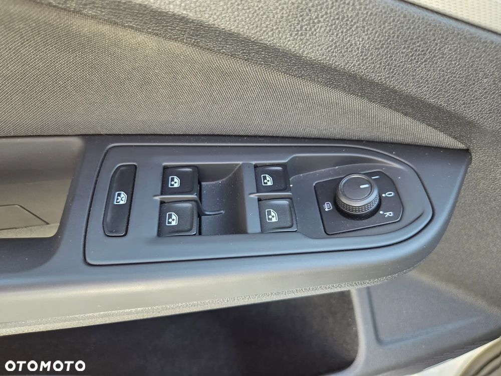 Volkswagen Golf 1.0 TSI Life - 31