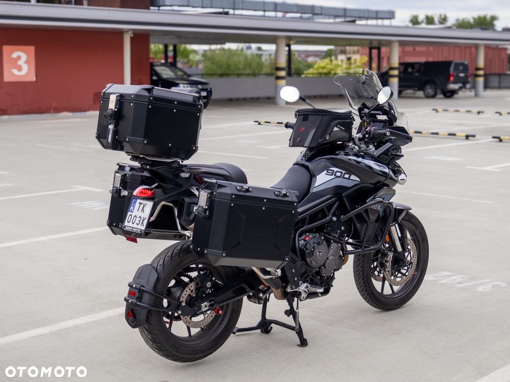 Triumph Tiger - 12