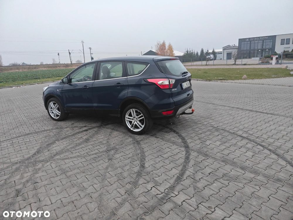 Ford Kuga 2.0 TDCi 4x4 Business Edition - 37