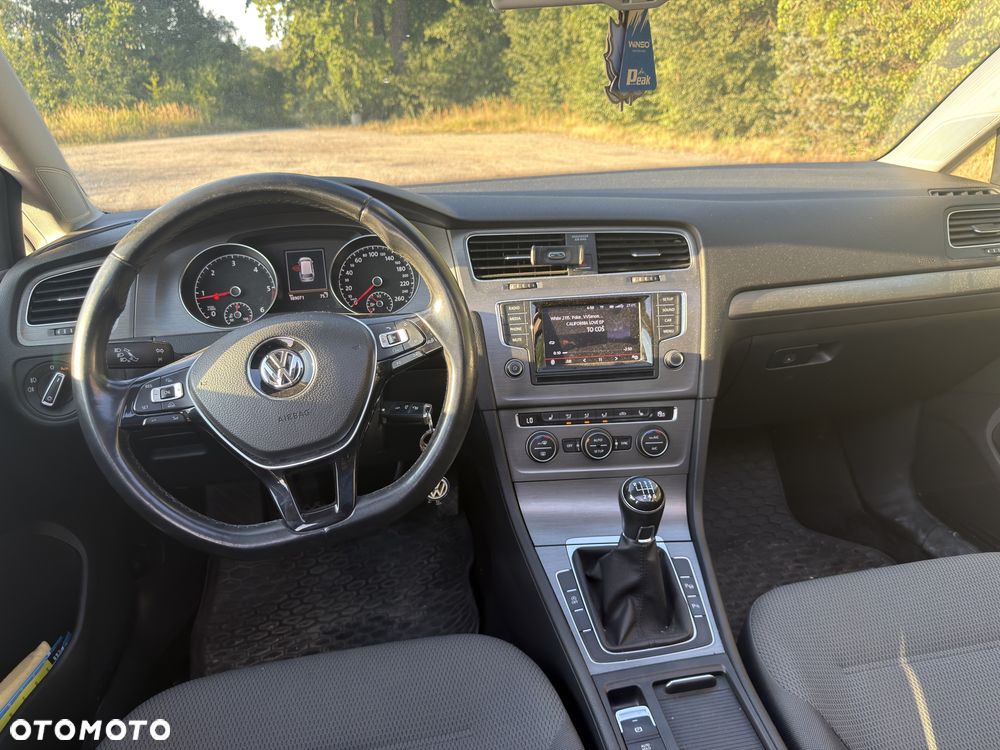 Volkswagen Golf - 4