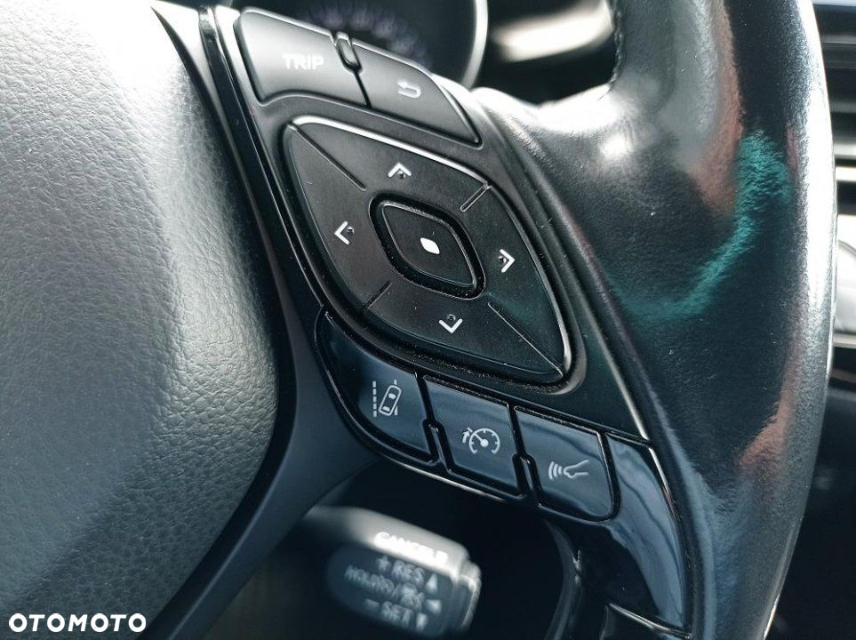 Toyota C-HR - 18