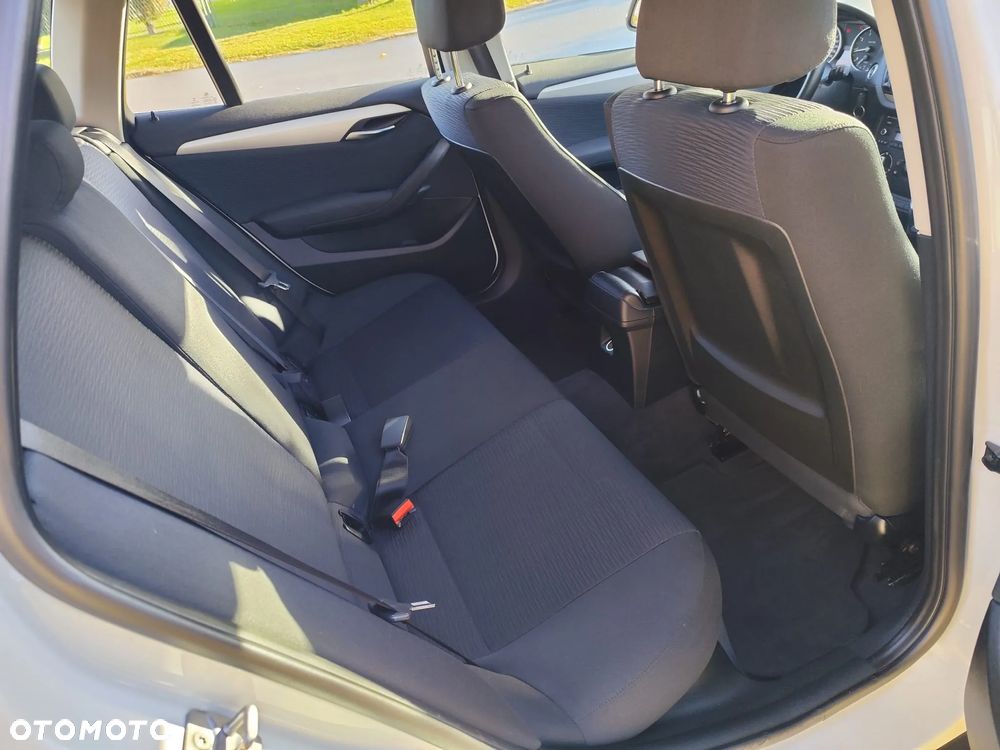 BMW X1 ver-sdrive18i - 25