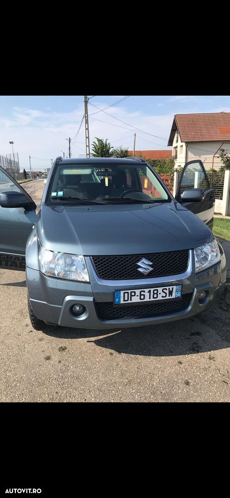 Suzuki Grand Vitara 1.9 DDiS Comfort DPF - 5