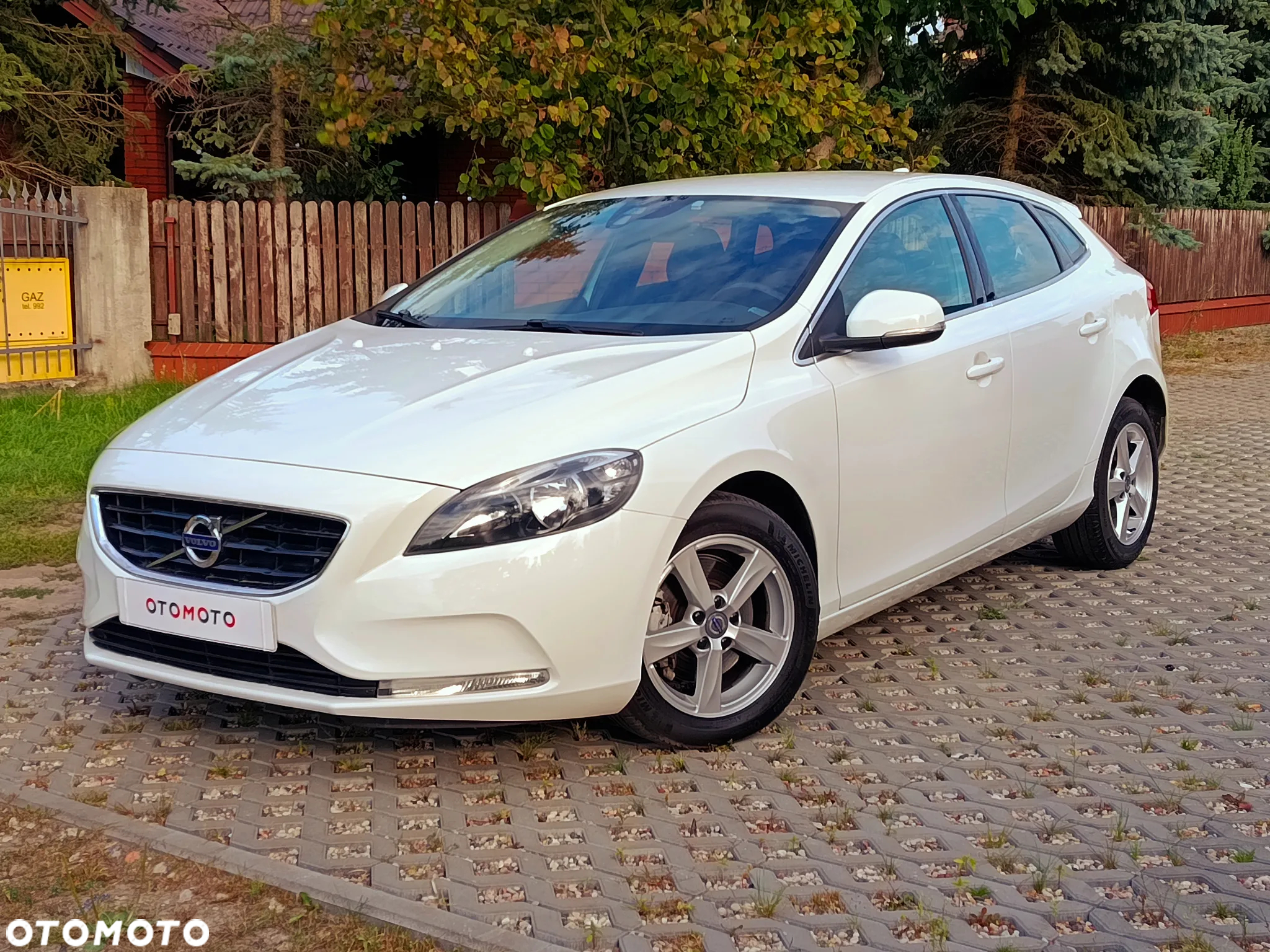 Volvo V40 D2 Momentum - 8