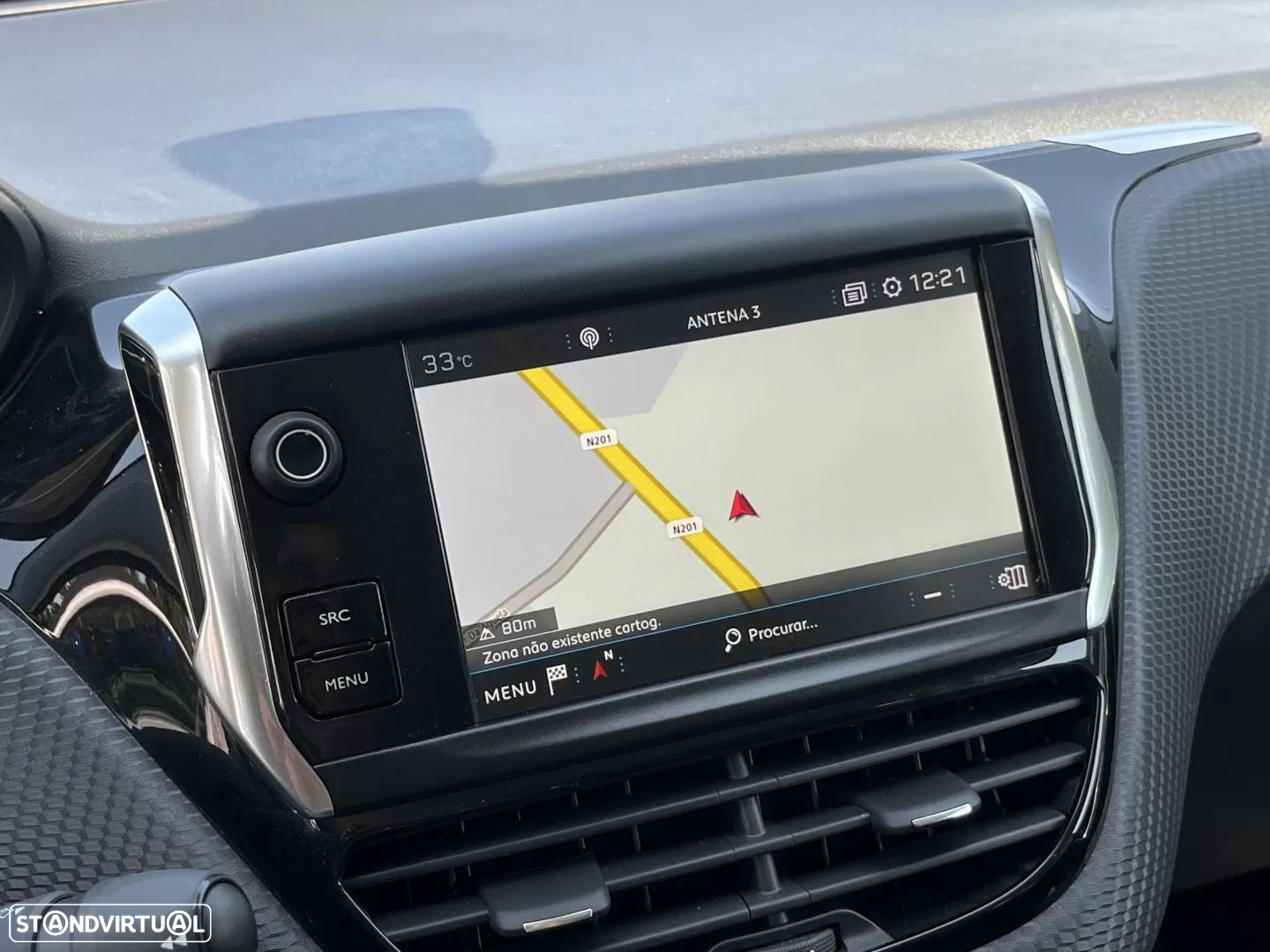 Peugeot 2008 1.2 PureTech Allure EAT6 - 14