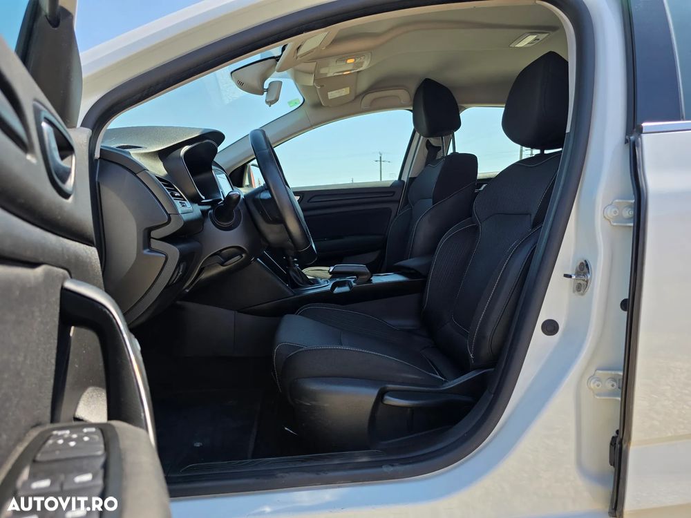 Renault Megane BLUE dCi 115 BUSINESS EDITION - 6