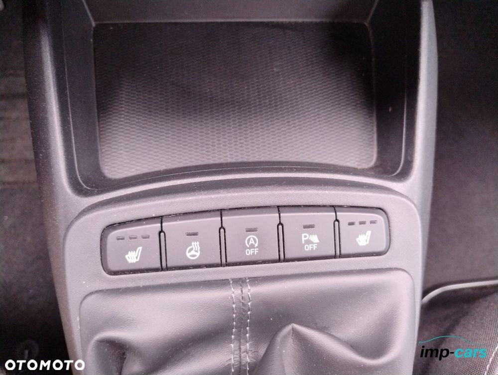 Hyundai i10 - 11