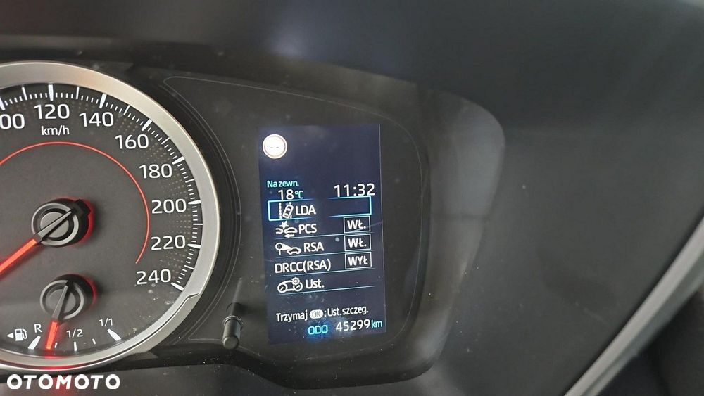 Toyota Corolla 1.5 Comfort - 22