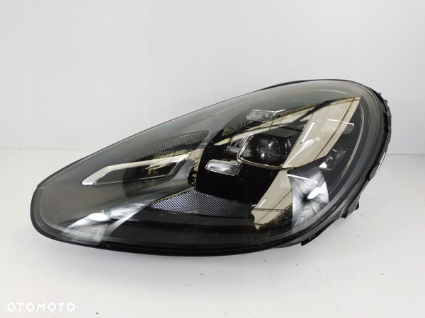 Porsche Cayenne 7P5 LIFT LAMPA LEWA MATRIX LED Full Led 7P5941035K