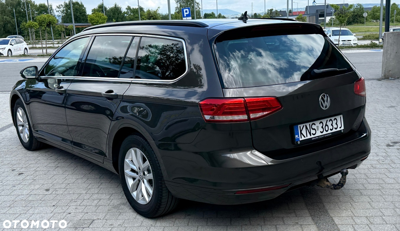 Volkswagen Passat Variant 2.0 TDI SCR DSG Comfortline - 6