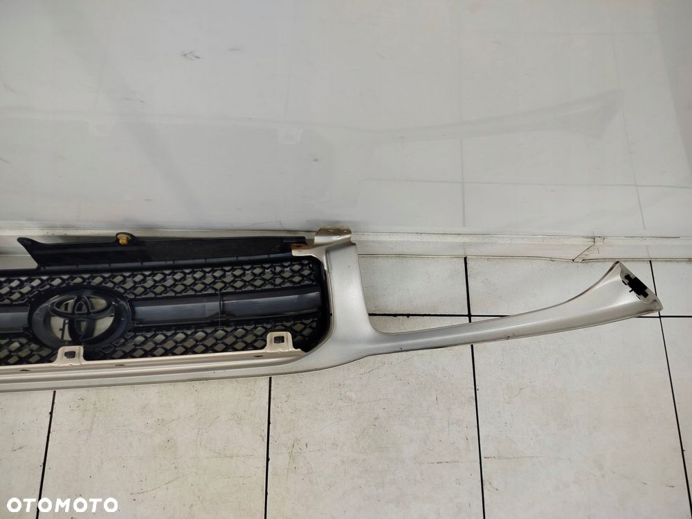 toyota rav4 ii 3d 00r- grill atrapa chłodnicy 4r4 - 9