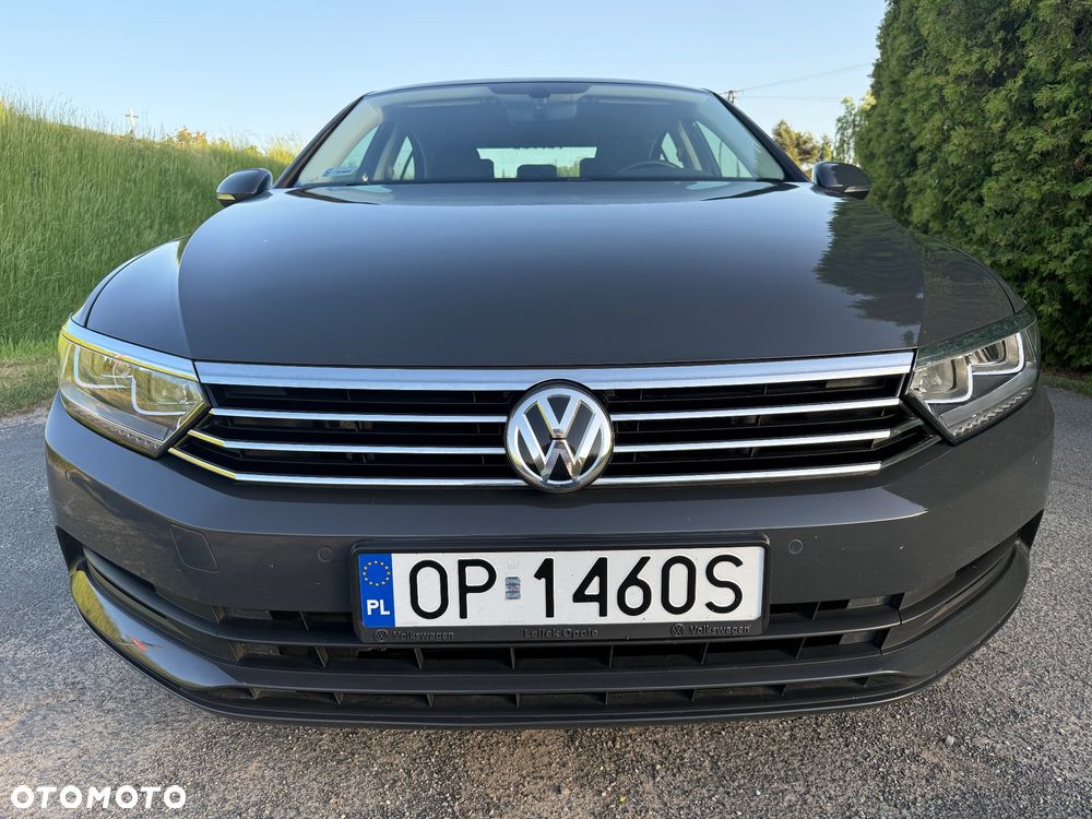 Volkswagen Passat 2.0 TDI SCR Comfortline - 6