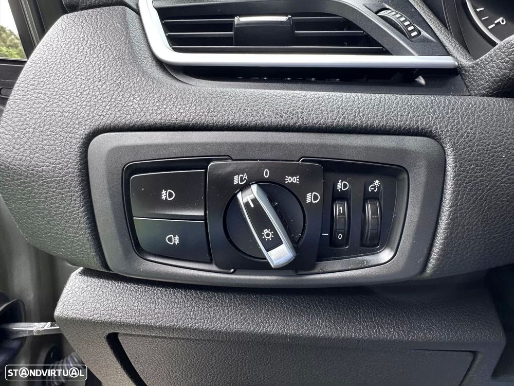 BMW 218 Active Tourer d Line Sport - 22
