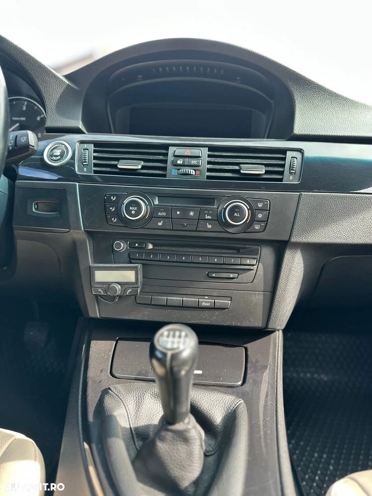 BMW Seria 3 316d - 14