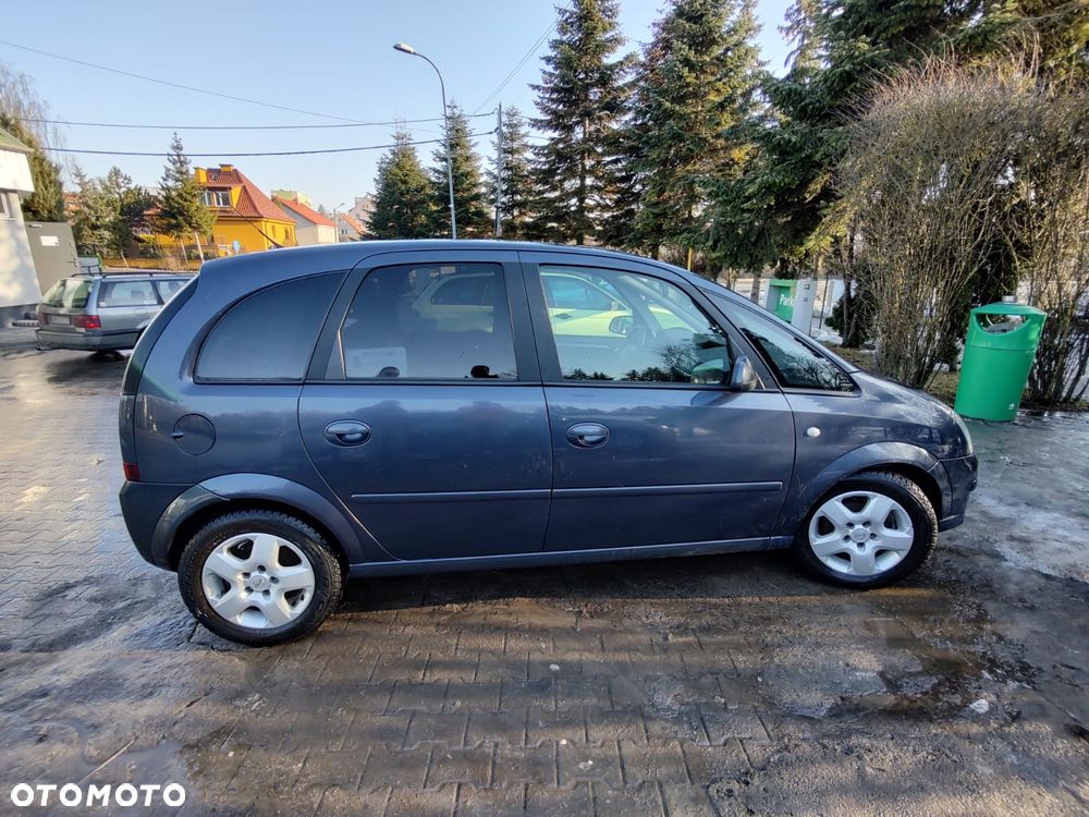 Opel Meriva 1.7 CDTI Cosmo - 11