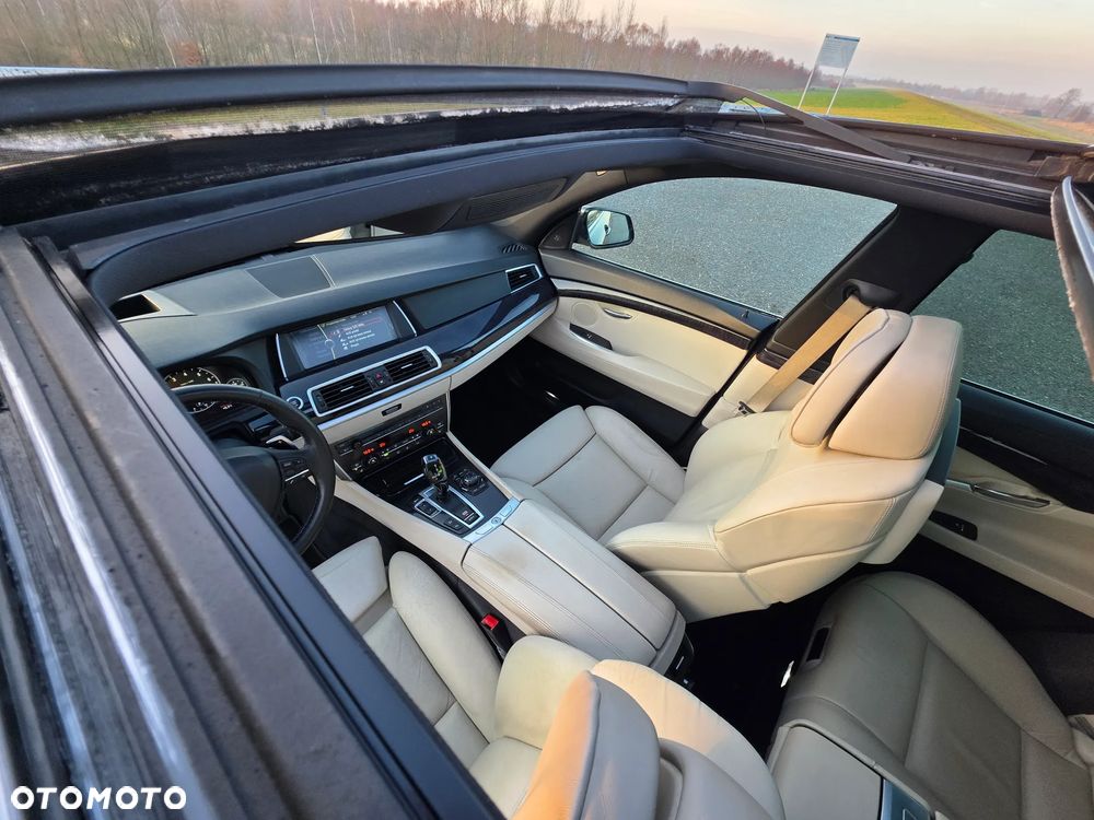 BMW 5GT - 21