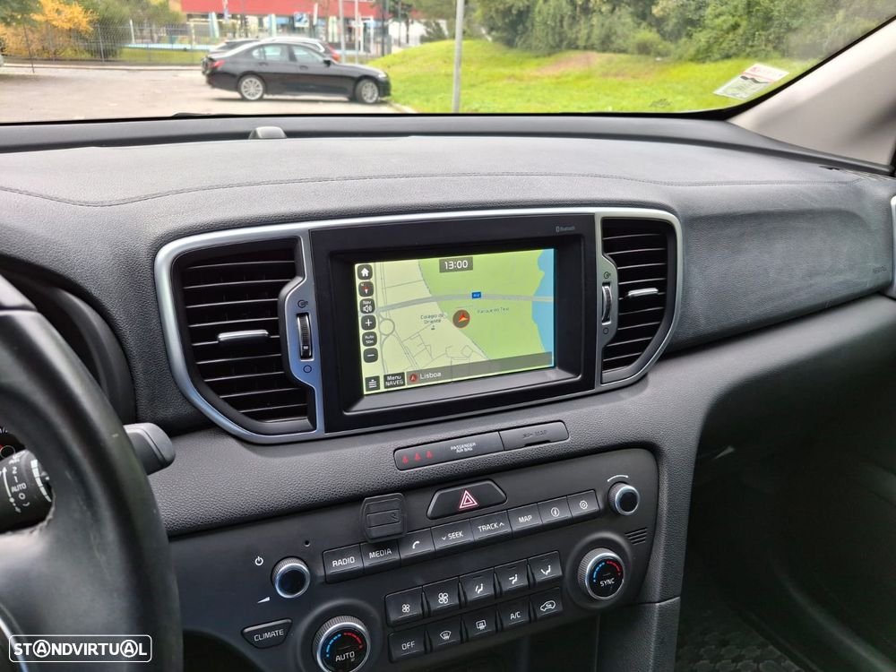 Kia Sportage 1.6 GDI ISG Nav Line - 24