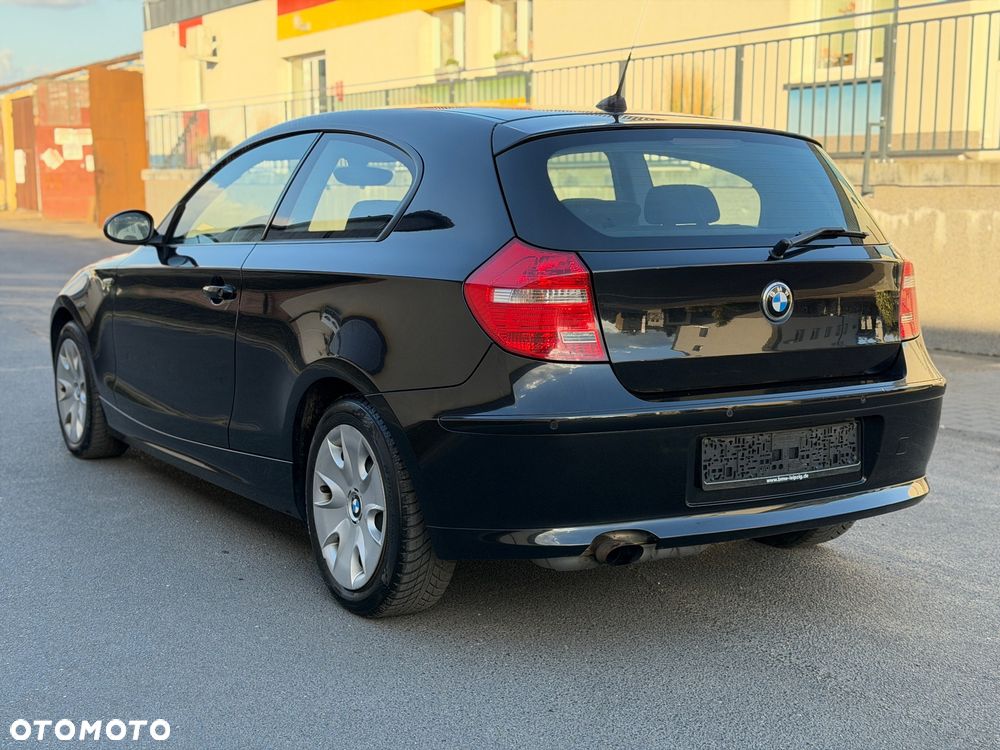 BMW Seria 1 116i - 4