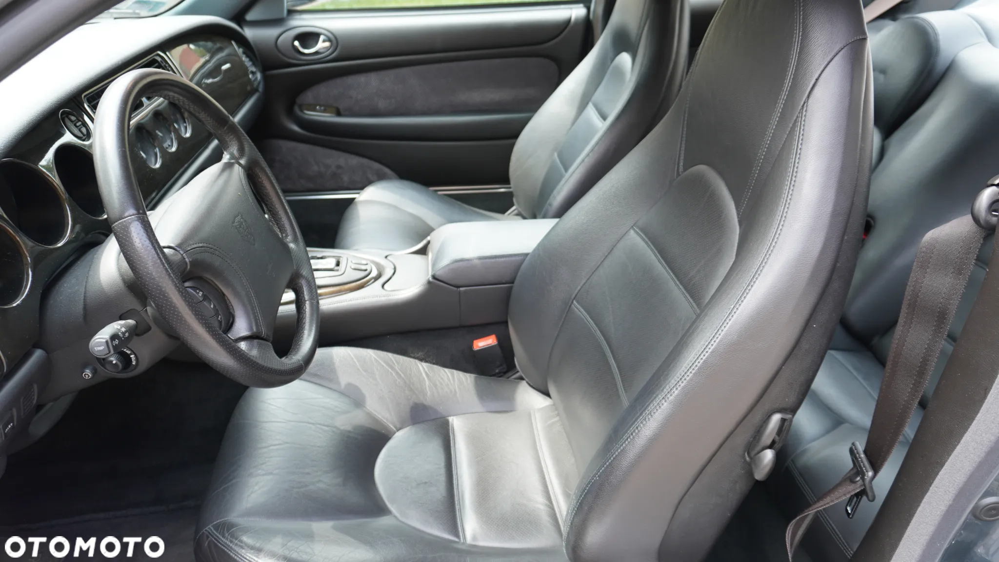 Jaguar XK8 4.0 - 21