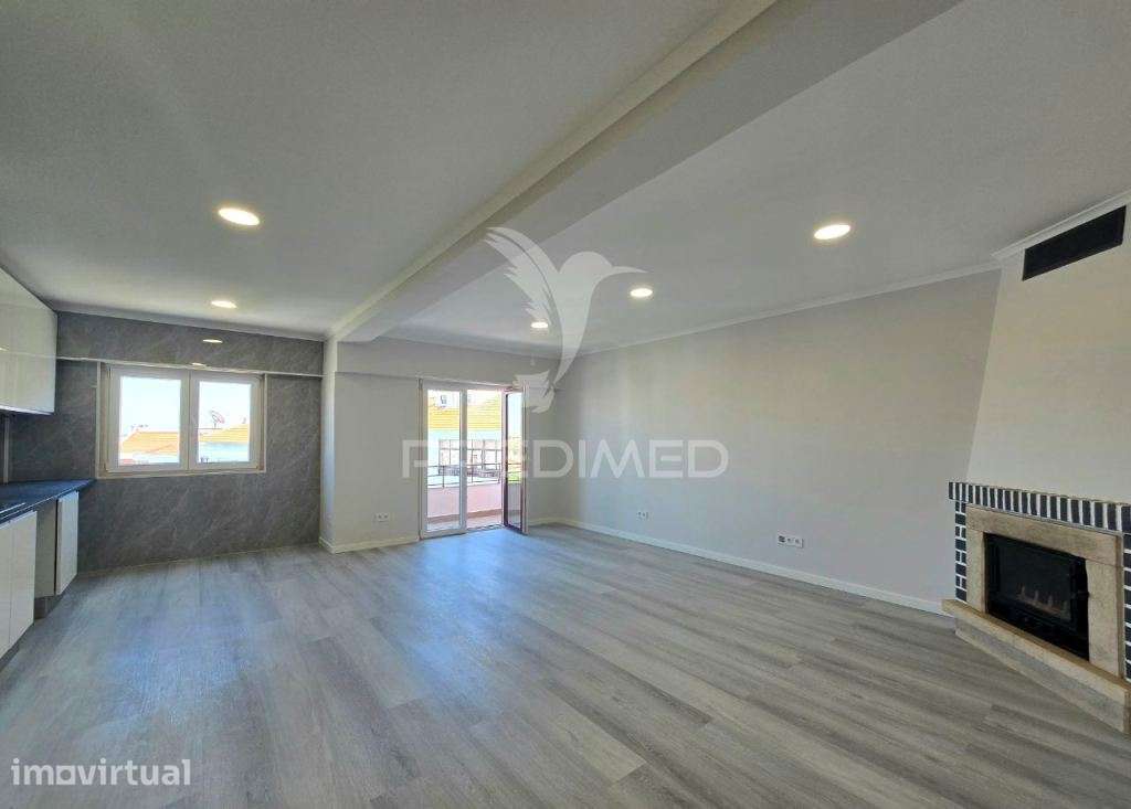 Apartamento T4 Remodelado, na Cruz de Pau - Amora - Grande imagem: 4/31