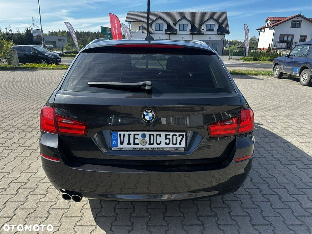 BMW Seria 5 530d Touring - 8
