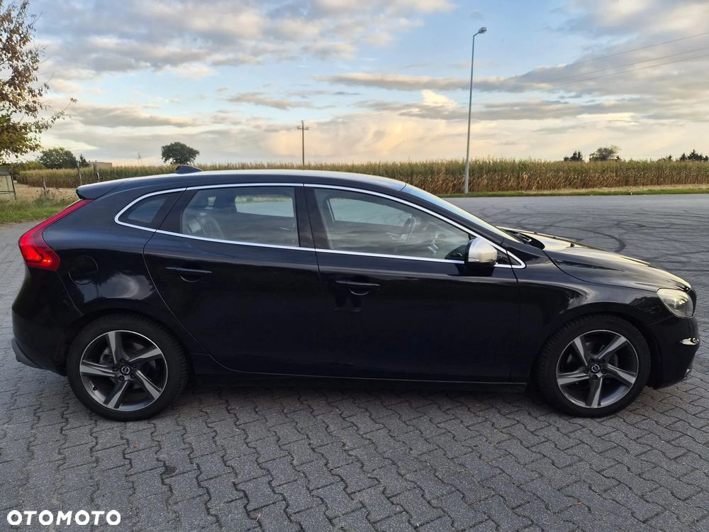 Volvo V40 2013 photo 4