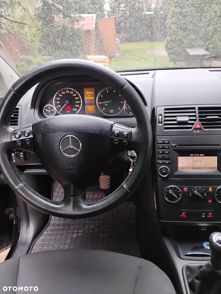 Mercedes-Benz Klasa A 180 BlueEFFICIENCY Avantgarde - 7